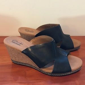 Clark’s black leather wedge sandal